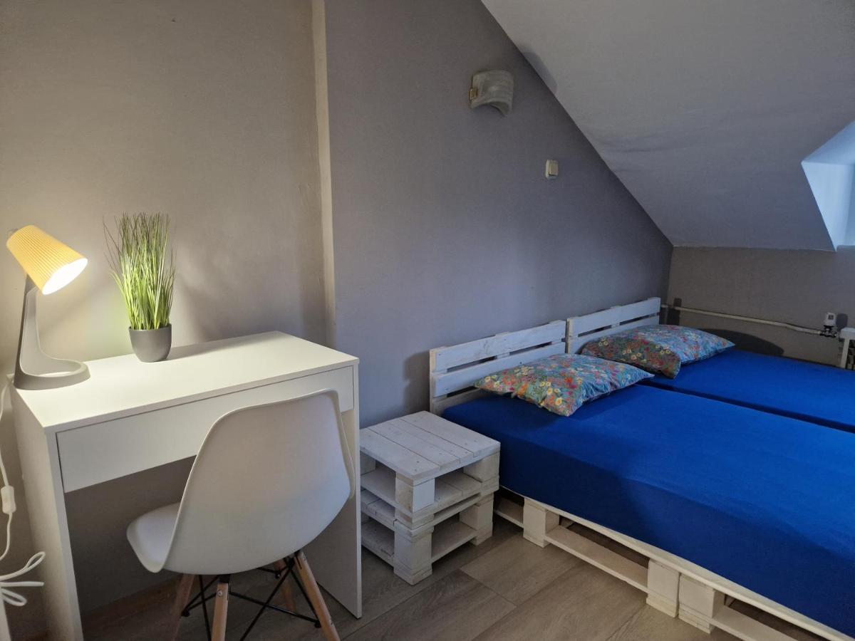 Lambo'S Corner Varna - Guest Rooms Eksteriør billede