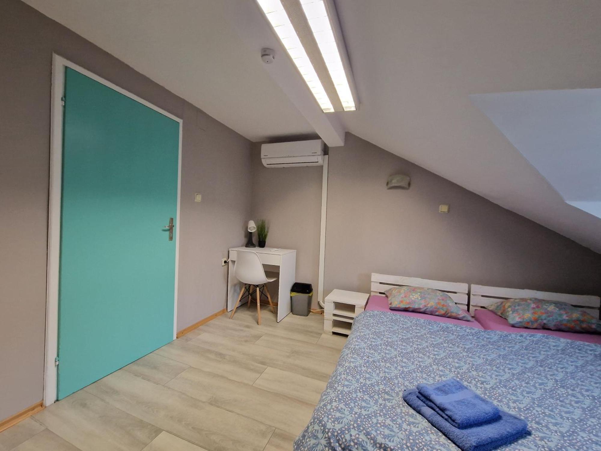 Lambo'S Corner Varna - Guest Rooms Eksteriør billede