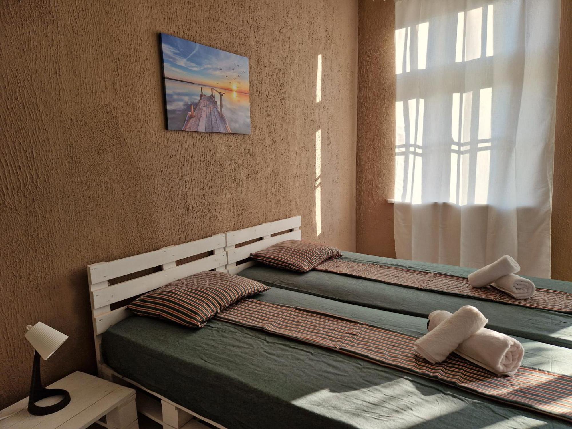 Lambo'S Corner Varna - Guest Rooms Eksteriør billede
