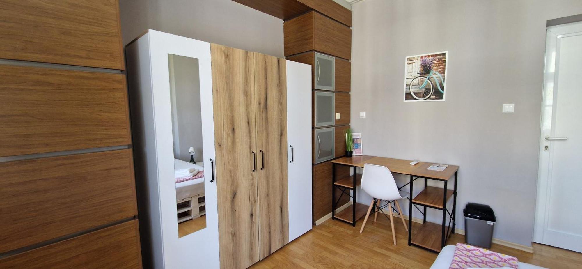 Lambo'S Corner Varna - Guest Rooms Eksteriør billede