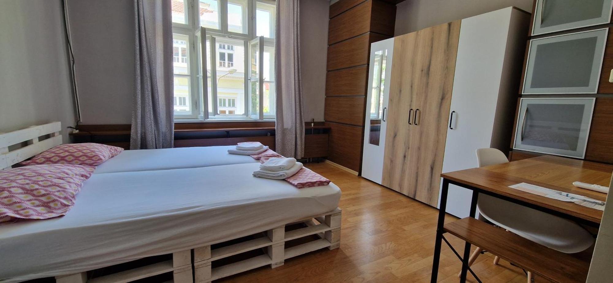 Lambo'S Corner Varna - Guest Rooms Eksteriør billede