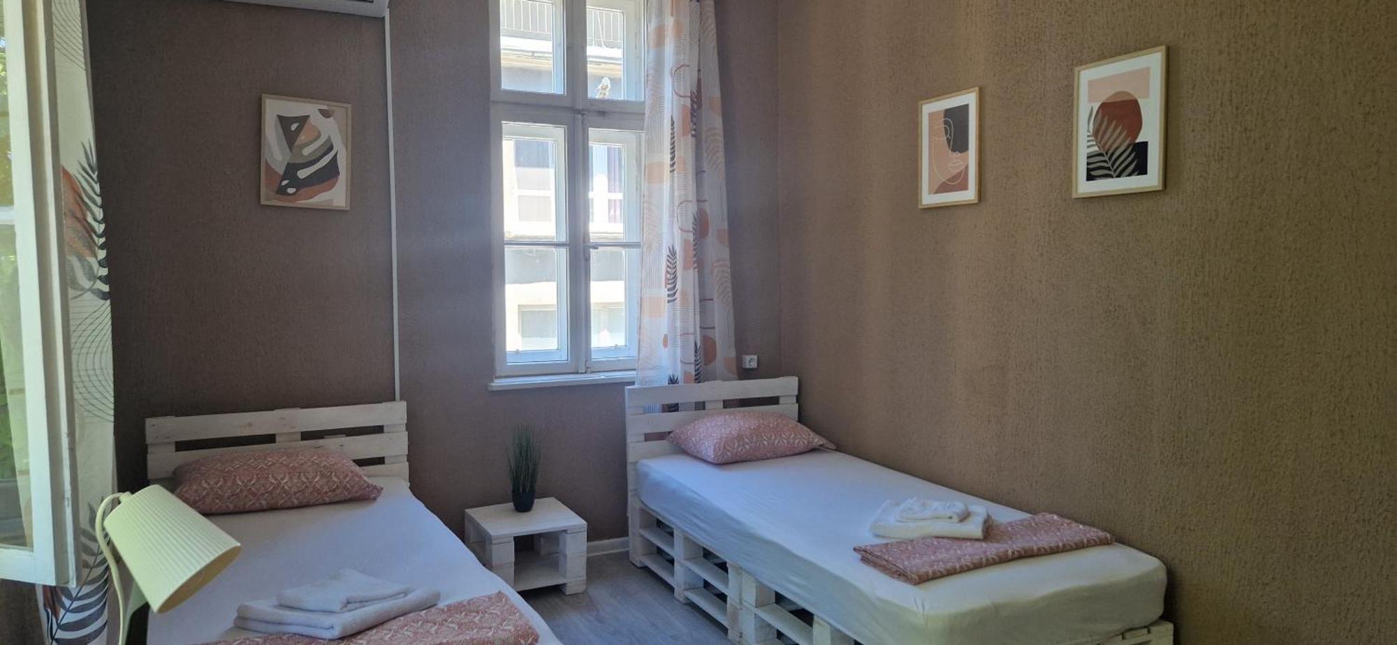 Lambo'S Corner Varna - Guest Rooms Eksteriør billede